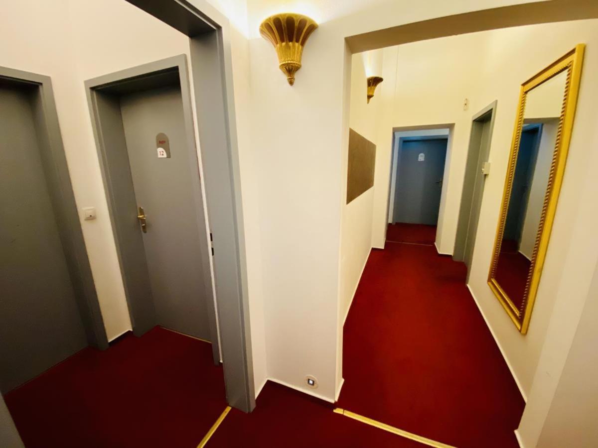 Doppelzimmer Zapfhahn, Direkt Am Alten Strom Rostock Exterior photo